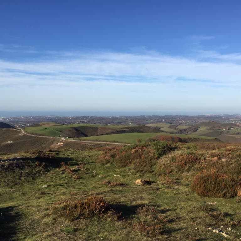 Vue de la côte depuis Sulhamendi