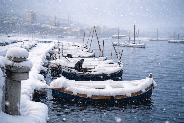 Hiver 1941 : 40 cm de neige à Marseille, -19 degrés à Lyon, tous les fleuves de France gèlent !!