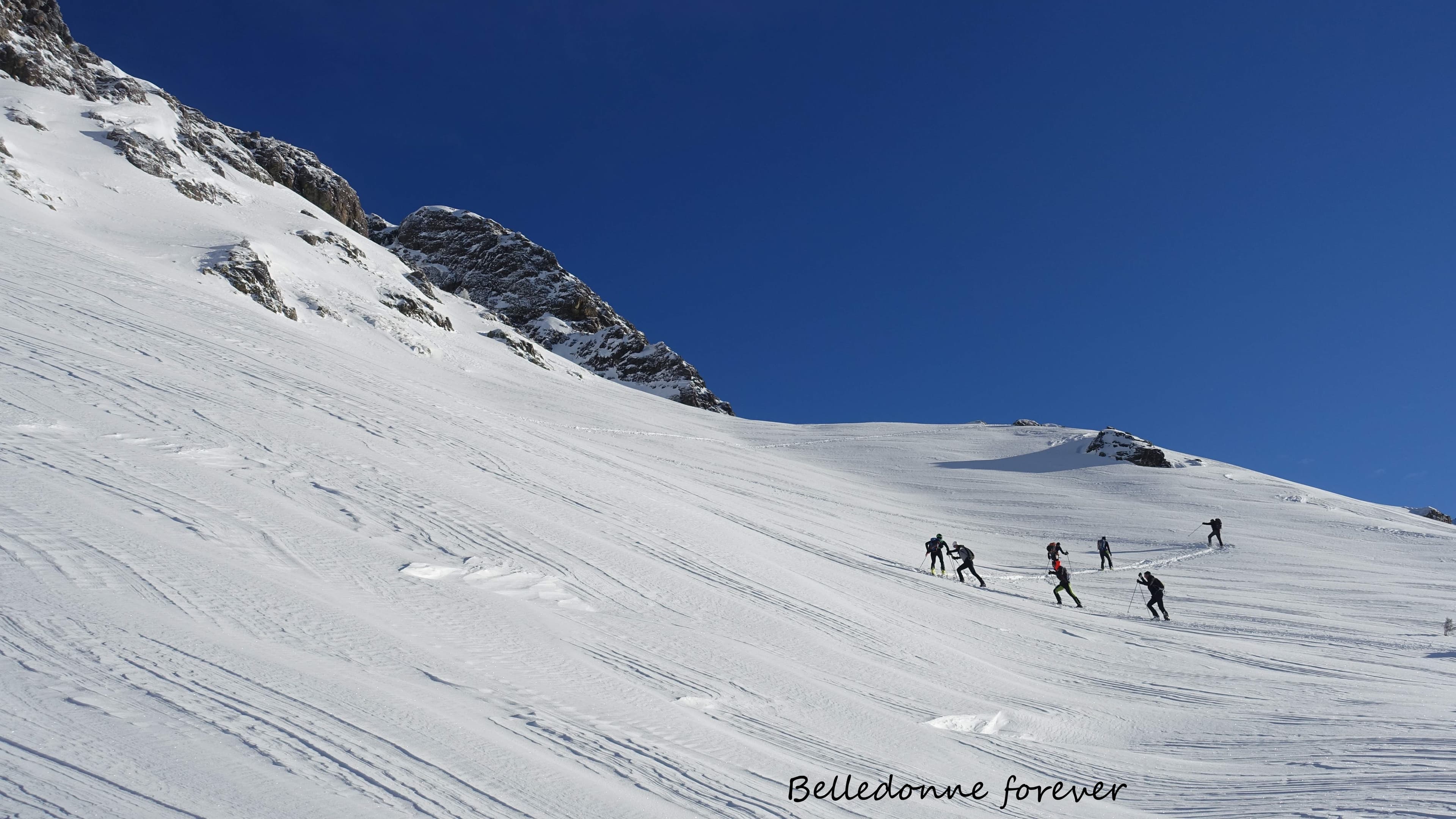 Hiver exceptionnel depuis plus d'un mois tous les 2 jours de la poudre... A.P.