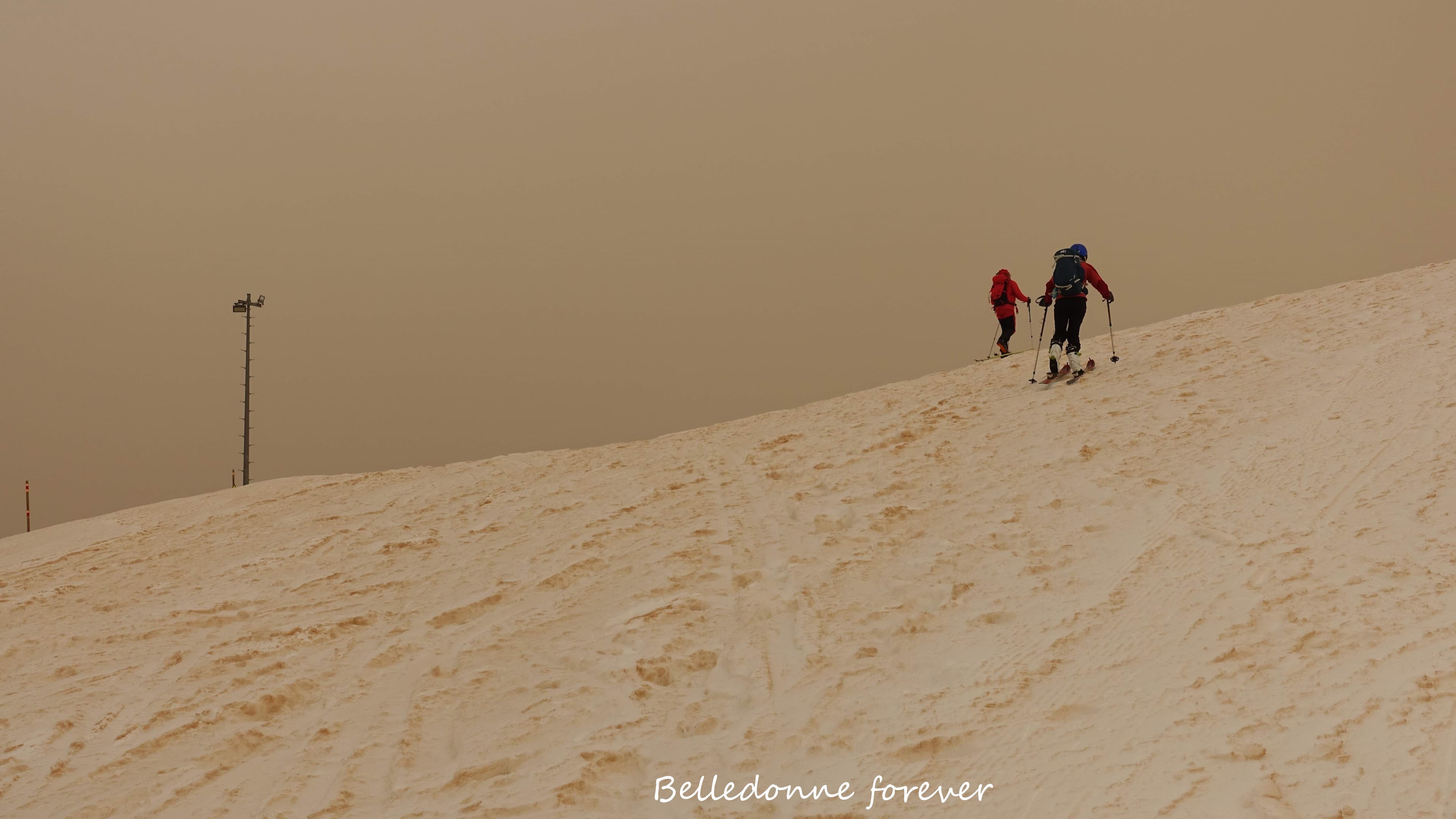 Gros dépôt de sable avec du vent de sud A.P.