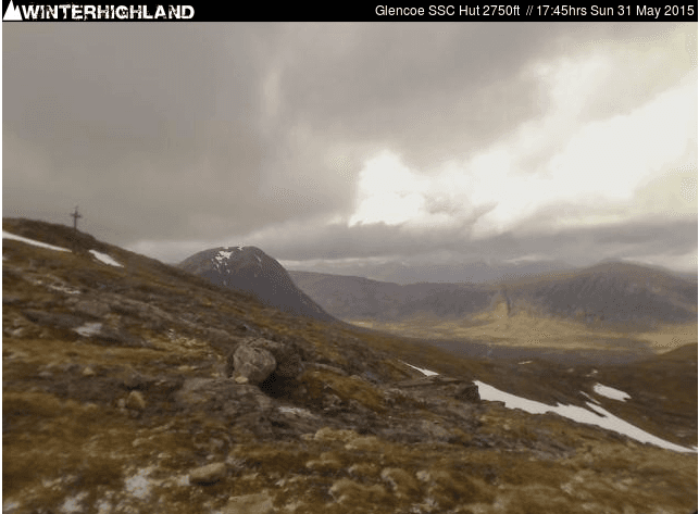 Image d'illustration pour Début d'été sous la neige dans les Highlands en Ecosse