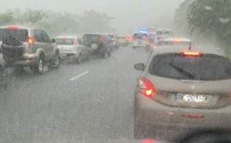 Image d'illustration pour Cyclones Beryl et Chris sur l'Atlantique