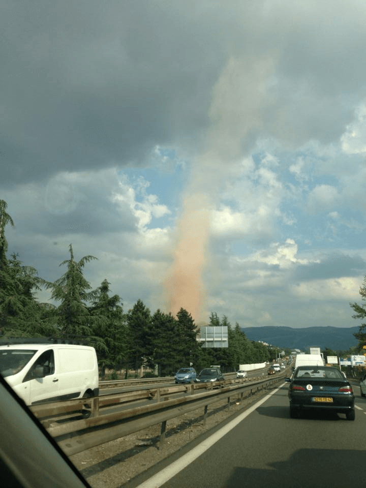 Image d'illustration pour Des faux cas de tornades