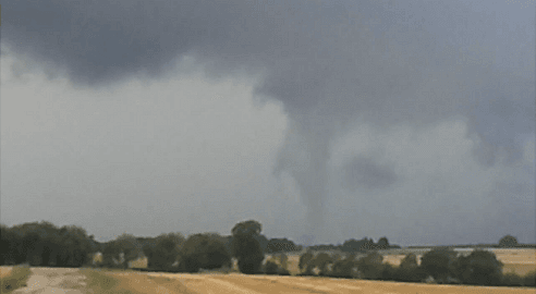 Image d'illustration pour Des faux cas de tornades