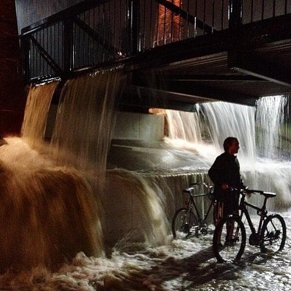 Image d'illustration pour Inondations meurtrières dans le Colorado (Etats-Unis)
