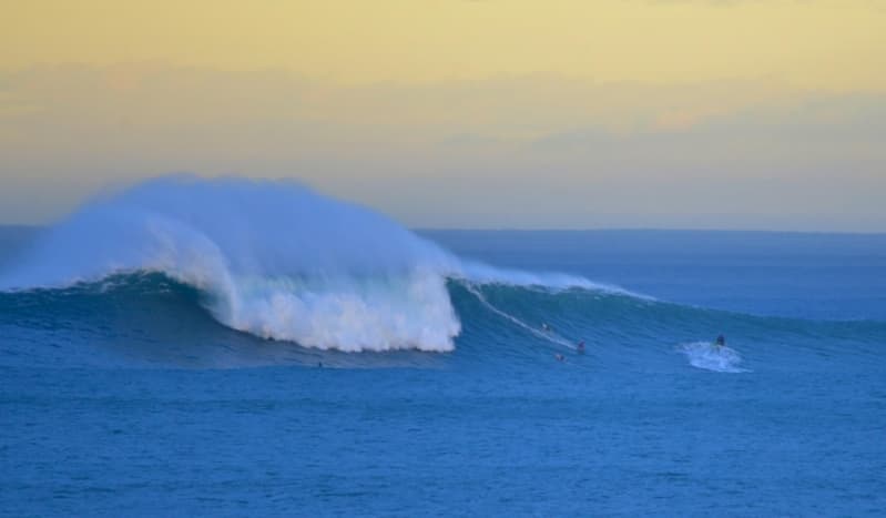 Image d'illustration pour Les surfeurs profitent de la Belharra