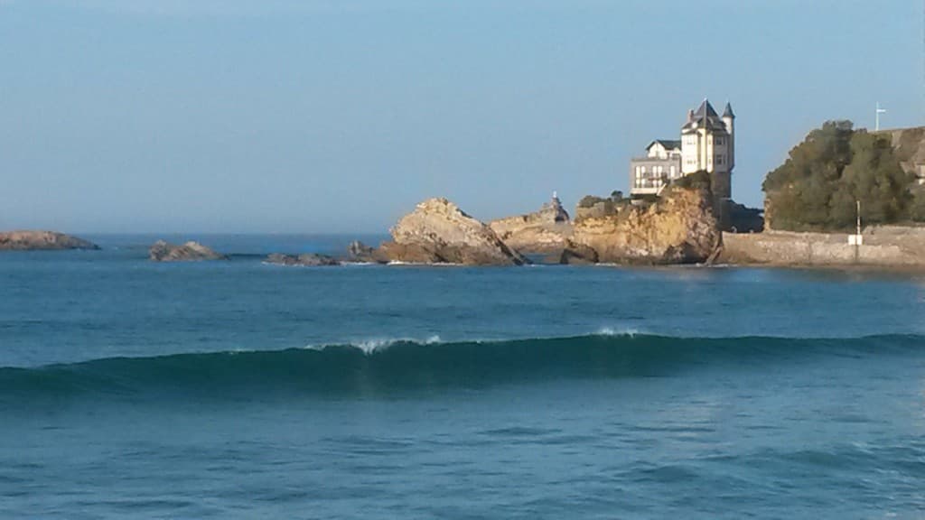 "La Cote des Basques"