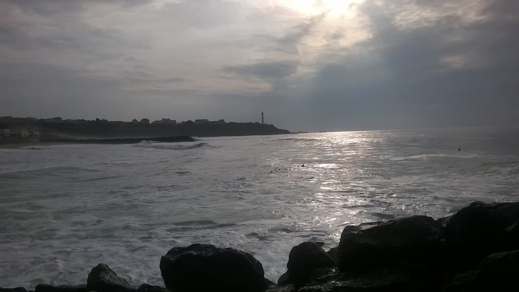 vue sur le phare de BIARRITZ