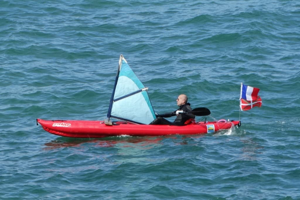 Je rame je voile je flotte