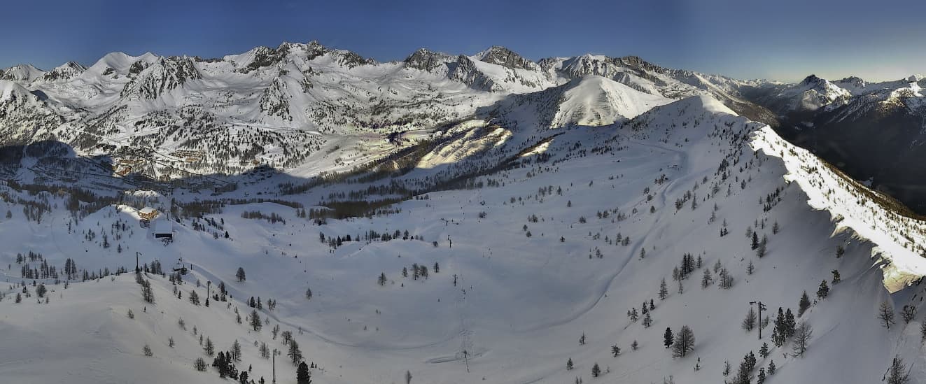 Image d'illustration pour Enneigement en montagne : forts contrastes pour la nouvelle année